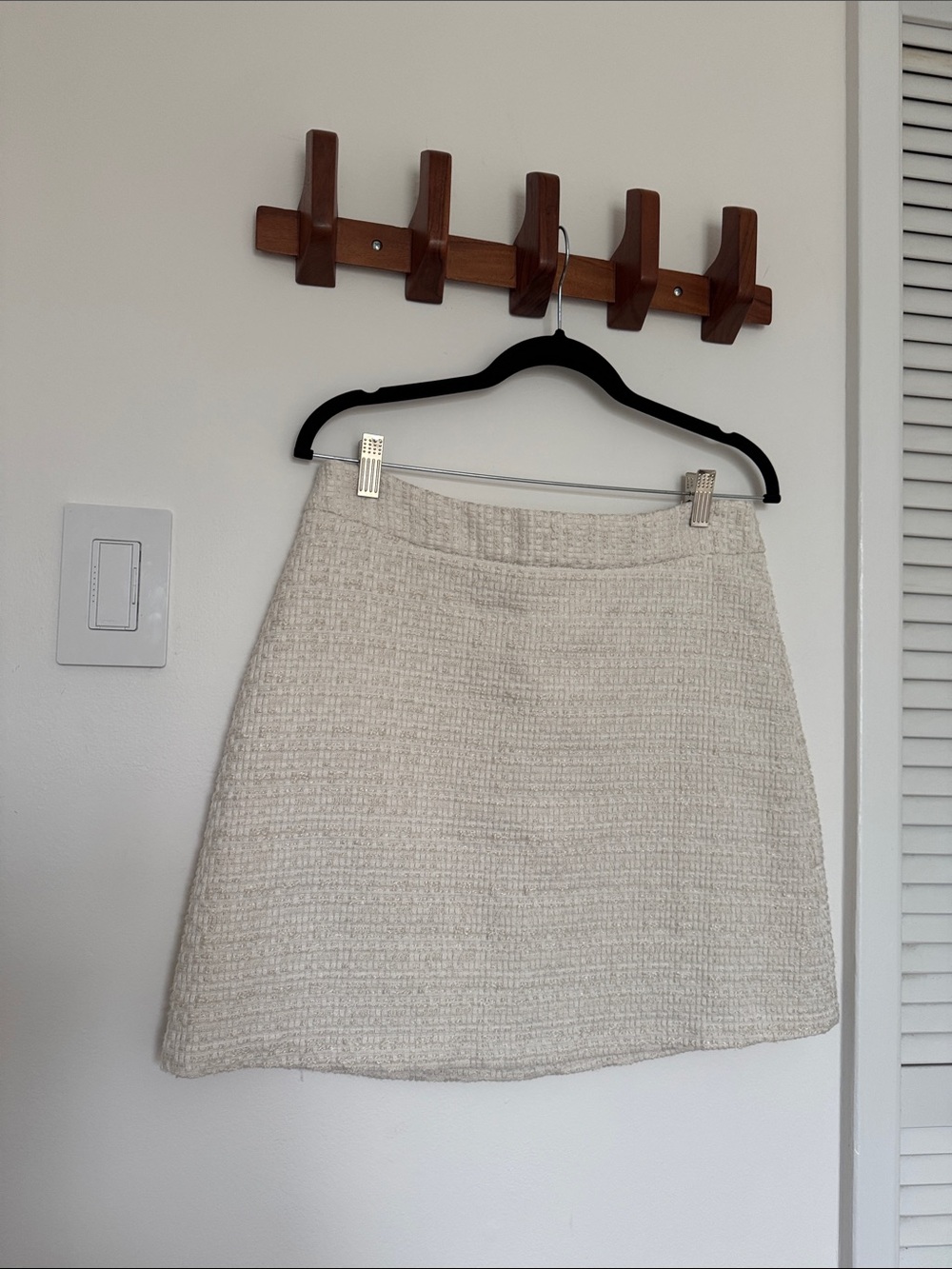 H&M Cream Bouclé A-Line Mini Skirt - size 10